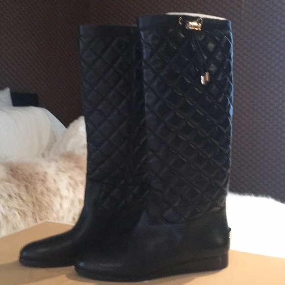 michael kors lizzie quilted boots